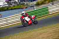 Vintage-motorcycle-club;eventdigitalimages;mallory-park;mallory-park-trackday-photographs;no-limits-trackdays;peter-wileman-photography;trackday-digital-images;trackday-photos;vmcc-festival-1000-bikes-photographs